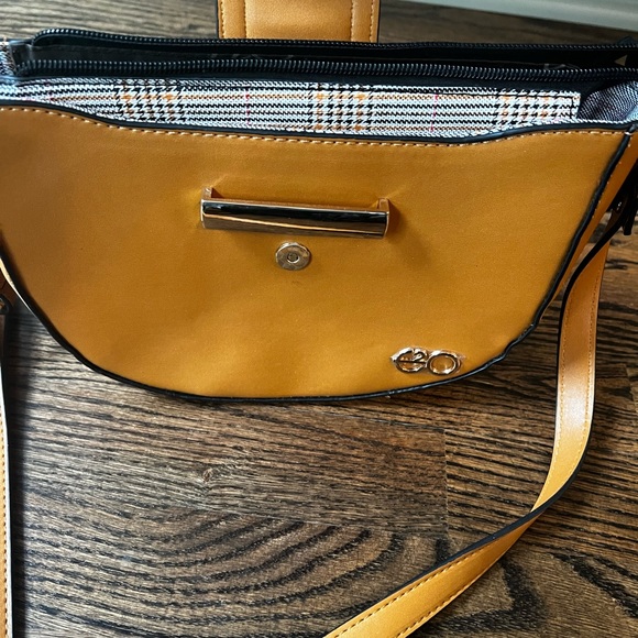 e2o purse - Picture 4 of 4